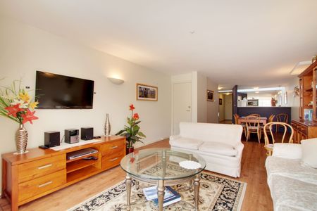 90 Salamanca Square, 7004, Battery Point - Photo 2