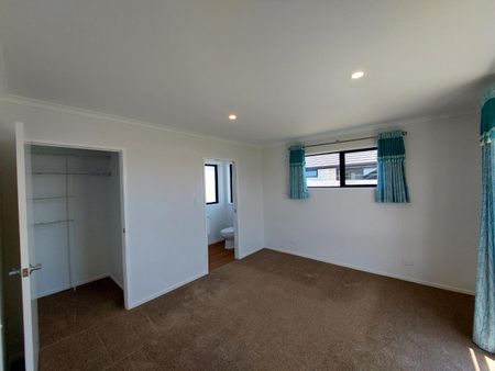 Brand New 4 bedroom Home In Bell Block - Photo 5