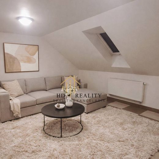 HD reality, prenájom, 2-izbový byt Krupina, - Photo 1