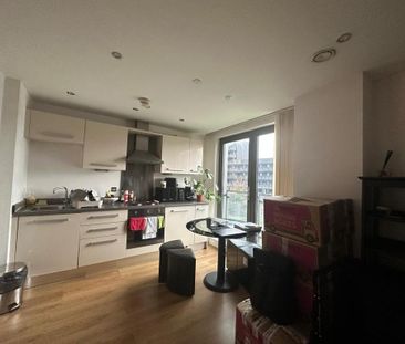 1 bedroom flat to rent - Photo 2