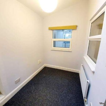 3 bedroom property to rent in London - Photo 1