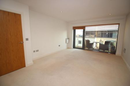 1 bedroom Apartment to rent in Grove Park Oval, Gosforth, Newcastle Upon Tyne NE3 - Photo 3