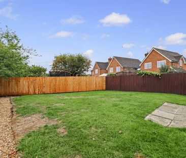 4 bedroom detached house to rent - Photo 5