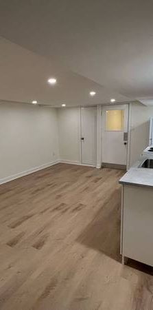 1 Bedroom Basement Apartment for Rent - Photo 1