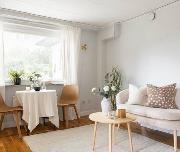 Johannelundsvägen, Spånga - Photo 2