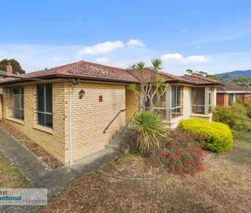 Central Family Home - Photo 6