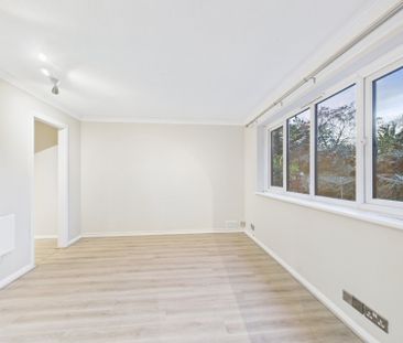 Knaves Hollow, Wooburn Moor, High Wycombe,HP10 - Photo 1