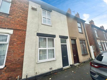2 bedroom terraced house to rent - Photo 2