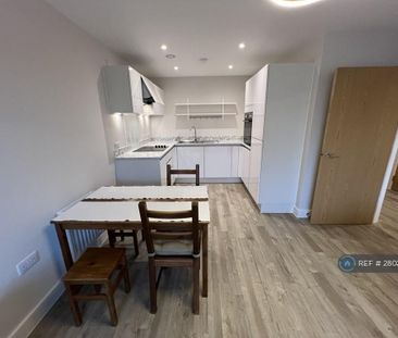 1 bedroom flat to rent - Photo 5