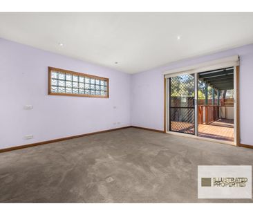 20 Langdon Avenue, Wanniassa ACT 2903 - House For Rent | Domain - Photo 4