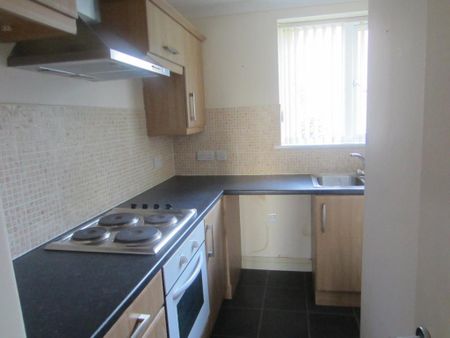 1 bedroom flat to rent - Photo 2