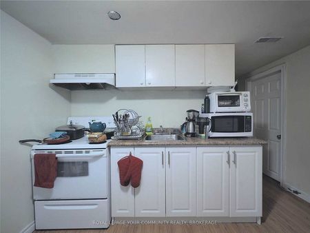 For Lease - 69 Samson Crescent, Toronto, Ontario - Photo 5