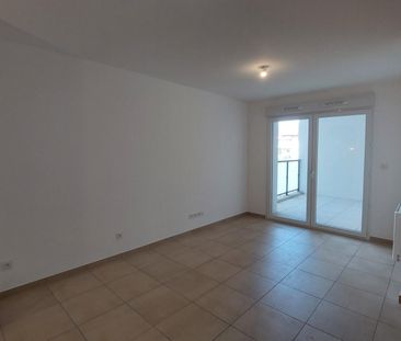 location Appartement T1 DE 30.05m² À THONON LES BAINS - Photo 1