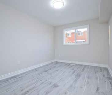 For Lease - 291 Royal Salisbury Way Unit# Main, Brampton, Ontario - Photo 1