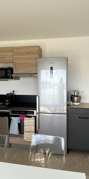 Location Appartement 3 Pièces 67 m² - Photo 1