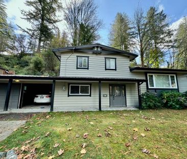 Spacious Family Home on Immel Street, Abbotsford, BC - Photo 2