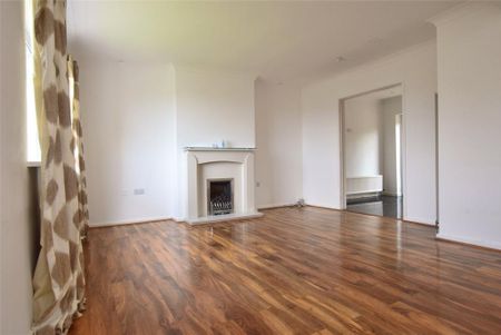 3 bedroom detached house to rent - Photo 2