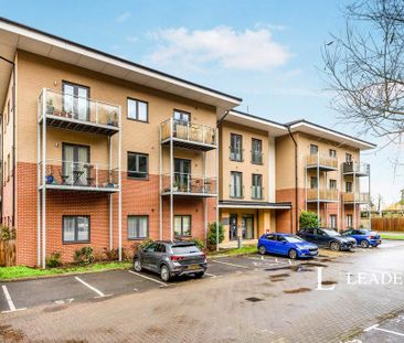 2 bedroom flat to rent - Photo 4