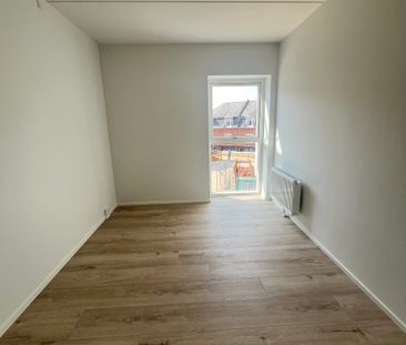 Ny lejlighed med egen altan - Photo 1