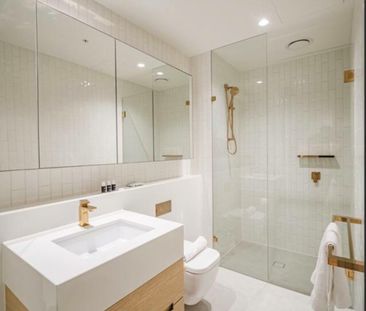 Lovely Fully Furnished One bedroom plus study apartment in Collin's house! - Photo 5