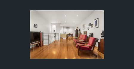 North Melbourne hidden gem - Photo 4