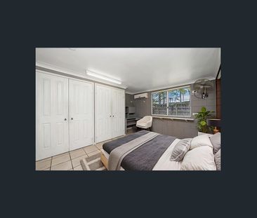 Spacious Family Retreat with Dual Living Areas and Prime Location - Photo 3