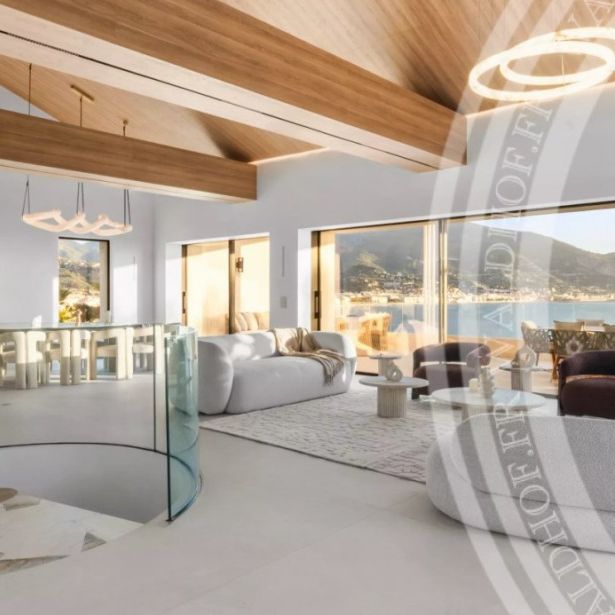 Villa • Cap Martin - Photo 1