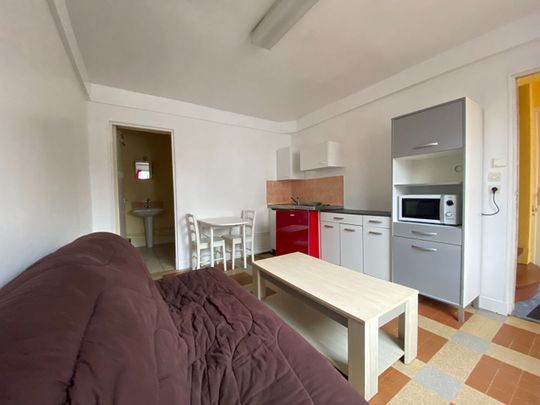 Location Appartement 1 pièce 17m² LE MESNIL ESNARD 76240 - Photo 1