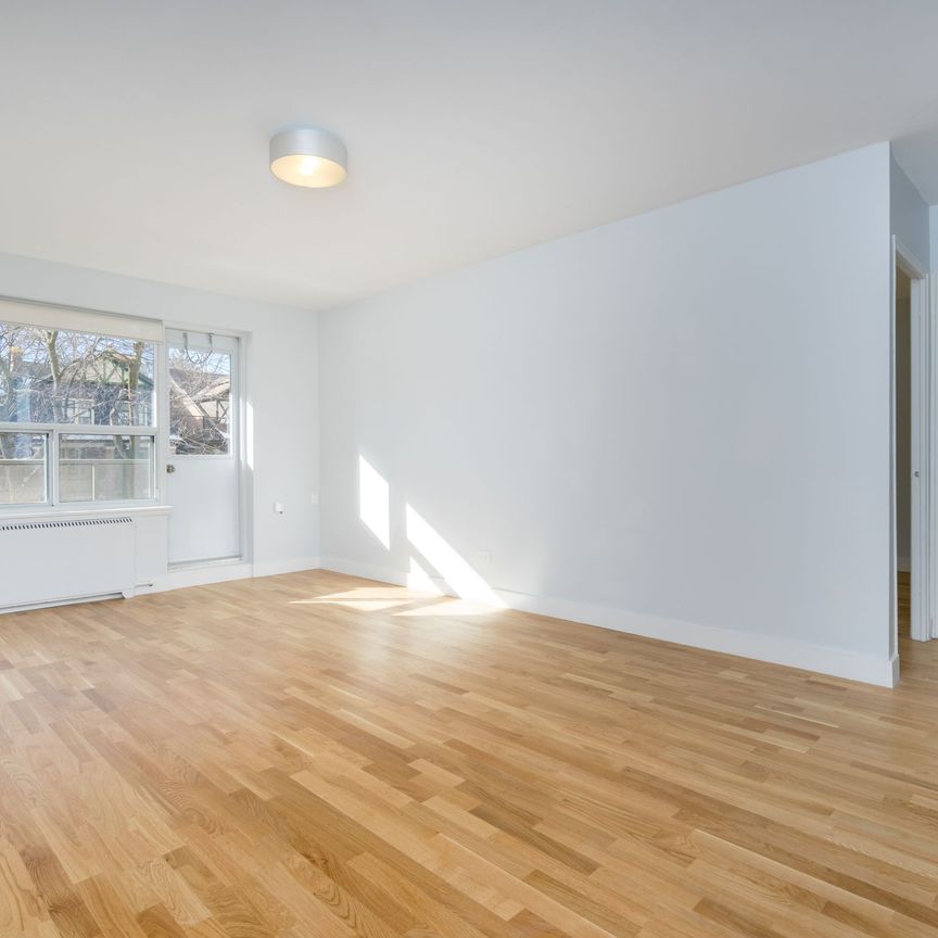 111 Lawton Boulevard - Photo 1