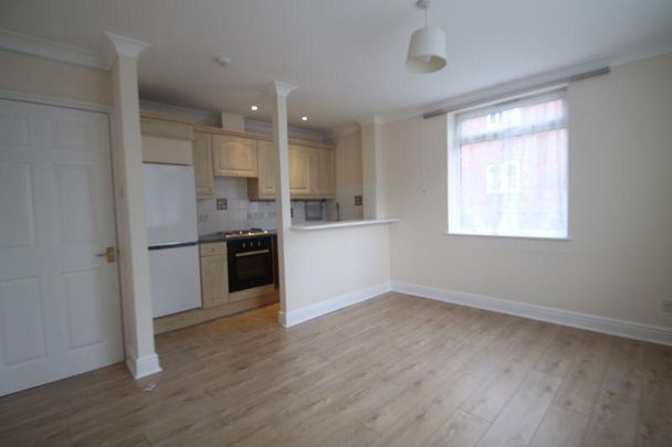 2 bedroom apartment to rent - Photo 1