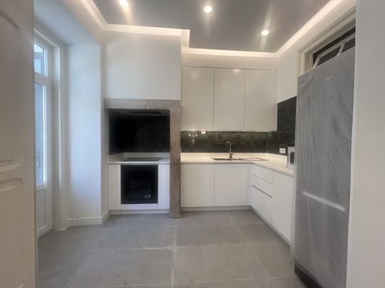 Apartamento T2+1 em Lisboa - Photo 1