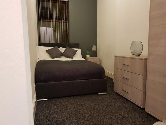 1 bedroom house of multiple occupation to rent - Photo 1