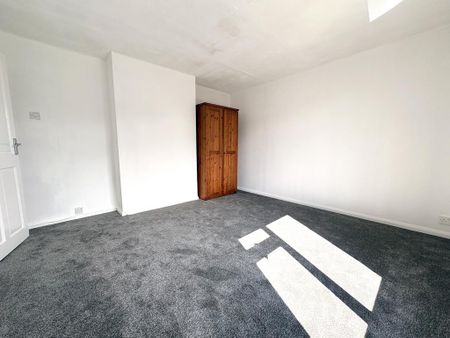 3 bedroom property to rent - Photo 2