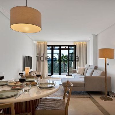 Alquiler de ático en Urbanizacion la finca s/n - Photo 1