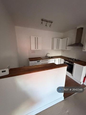 1 bedroom flat to rent - Photo 4