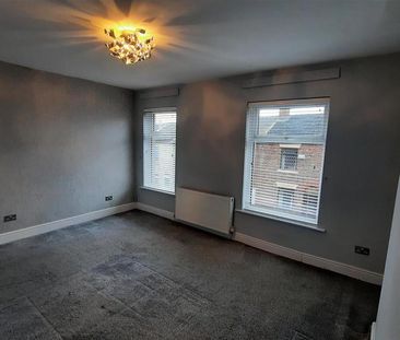 3 bedroom semi-detached house to rent - Photo 6