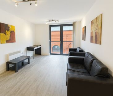 Room in a Shared Flat, Southside, B5 - Photo 2