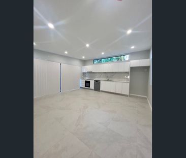 Brand new Granny Flat, private entry - Winston Hills - Photo 5