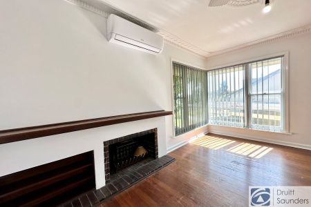 Large Character Home in an Exceptional Location HOME OPEN SATURDAY 3RD JANUARY 2026 @ 9:00AM SHARP! - Photo 5