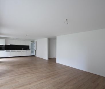 Attraktive Wohnung mit lauschigem Balkon in Grabs - Foto 2
