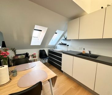 Hyggelig 1-værelses lejlighed med charme og lysindfald - Photo 1