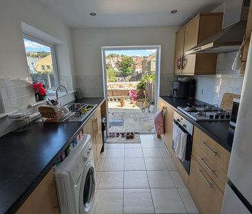 2 bedroom terraced house to rent - Photo 6