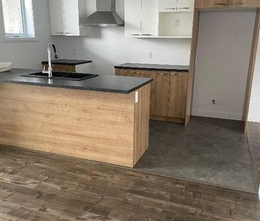 Logement 5 et demi à louer pour le 1er Février 2026 - Photo 2