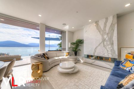 House in West Vancouver, BC - Photo 4