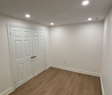 For Lease - 16 Glenbury Drive, Vaughan, Ontario - Photo 4