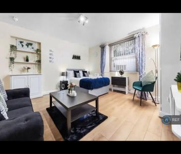 Studio to rent - Photo 2