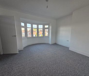 Jarvis Crescent, Oldbury - Photo 1