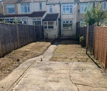 4 bedroom house to rent - Photo 3