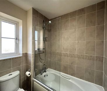 2 bedroom semi-detached house to rent - Photo 6