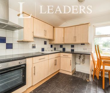 4 bedroom apartment to rent Warren Avenue, Southampton, SO16 - Photo 4